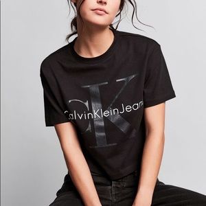 Calvin Klein Heavy Knit Logo Tee